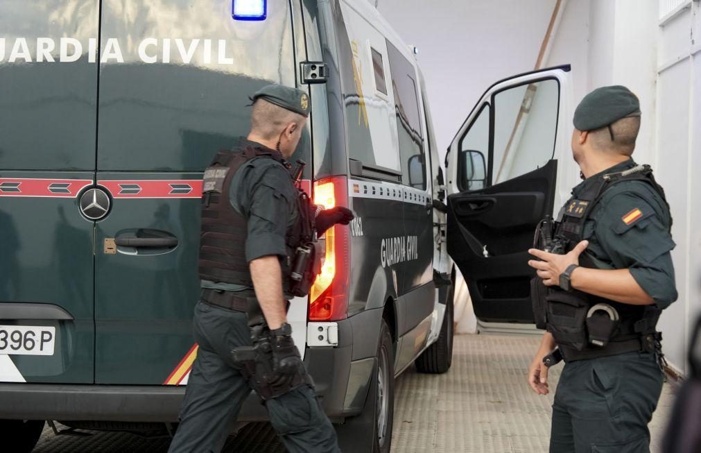 Polícia espanhola detém português suspeito de esfaquear outro em viagem de finalistas