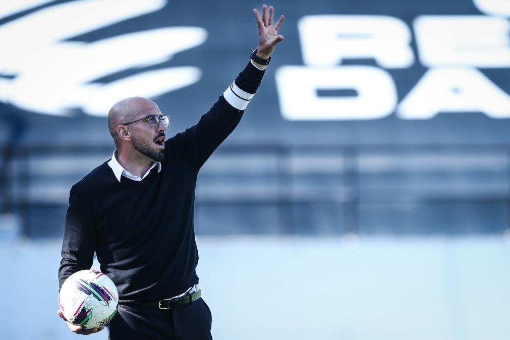 José Faria espera