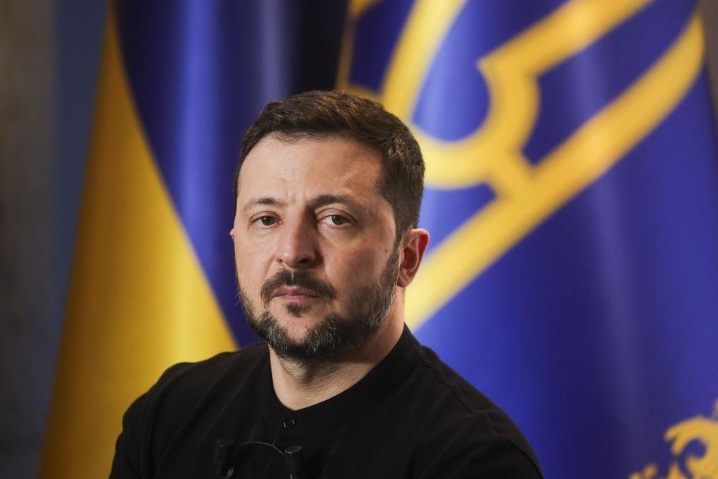 Zelensky propõe alargamento da trégua na Páscoa por mais 30 dias