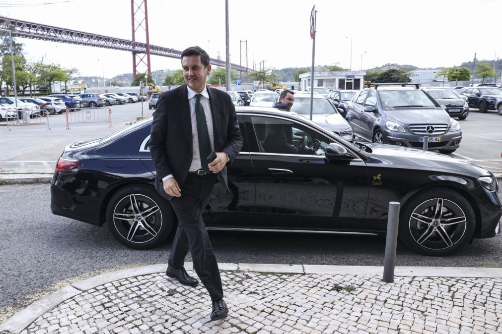 IL acusa Pedro Nuno de irresponsabilidade ao admitir deixar cair CPI à Spinumviva