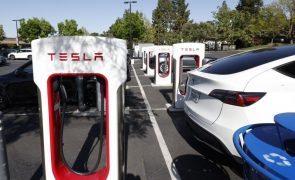 Vendas da Tesla na UE caem 45% no 1.º trimestre