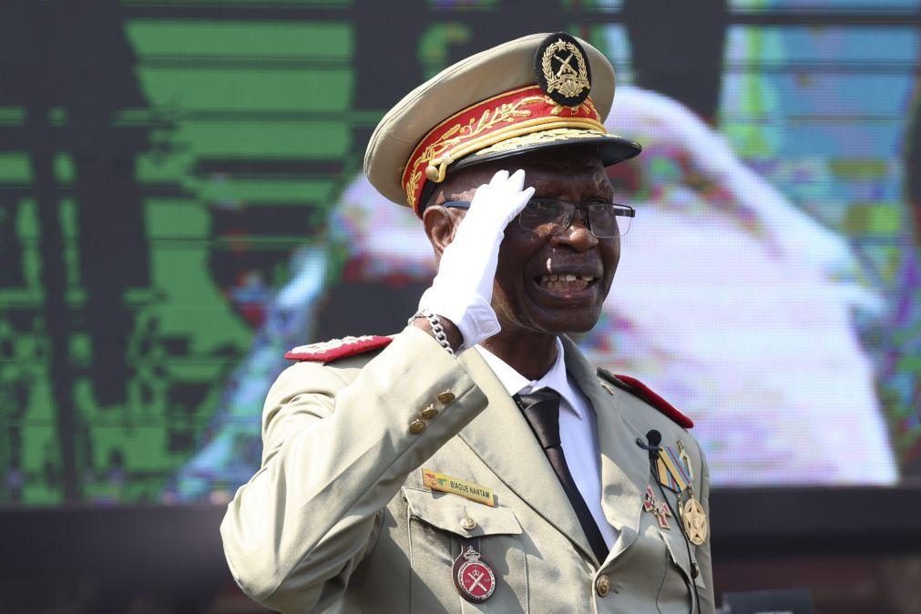Chefe das Forças Armadas guineenses avisa que quem perturbar a paz será abatido a tiro