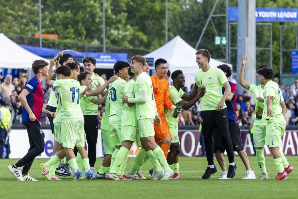 FC Barcelona goleia Trabzonspor e conquista UEFA Youth League