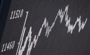 Bolsa de Tóquio abre a ganhar 0,34%