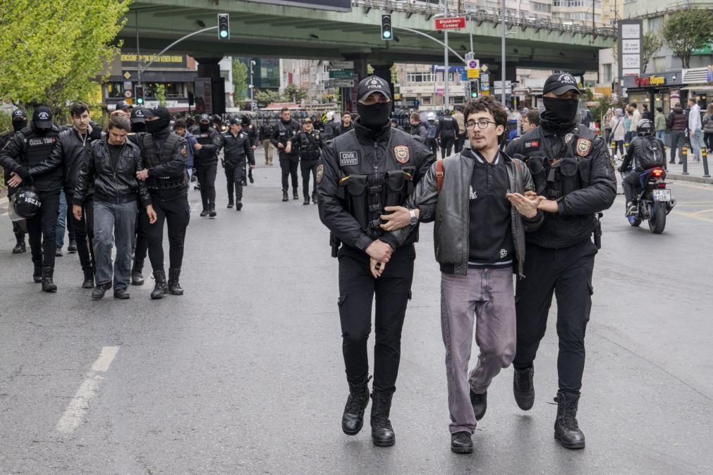 Pelo menos 180 detidos em manifestação do 1.º de Maio em Istambul