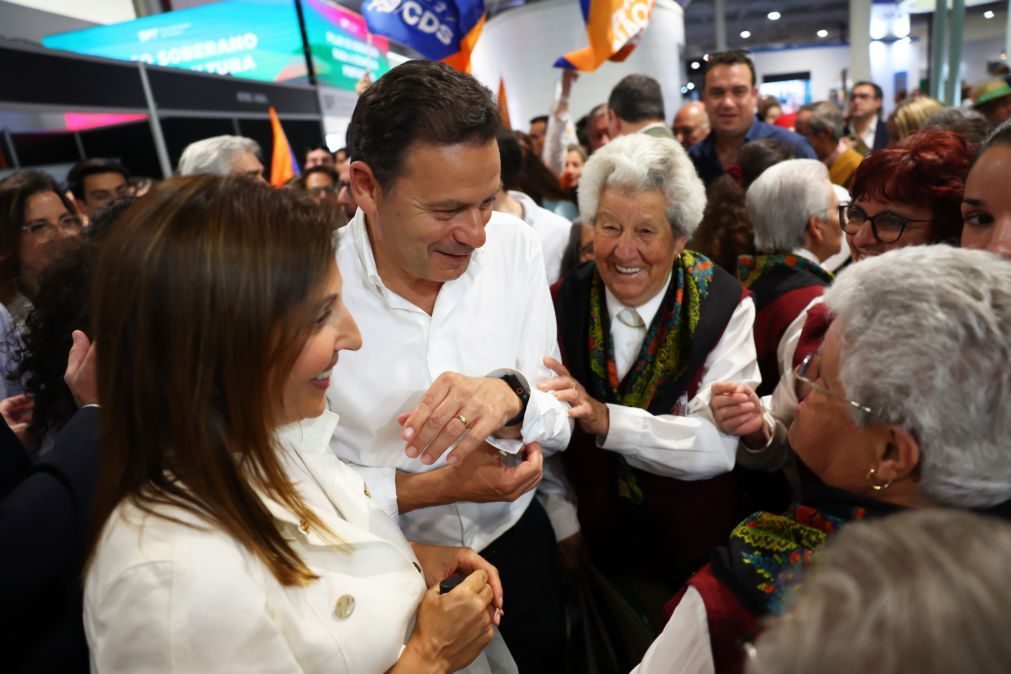 Montenegro diz que diminuição do défice alimentar é exemplo da aposta na agricultura