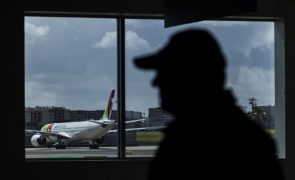 TAP cancelou 156 voos e 23 atrasaram mais de duas horas devido ao apagão