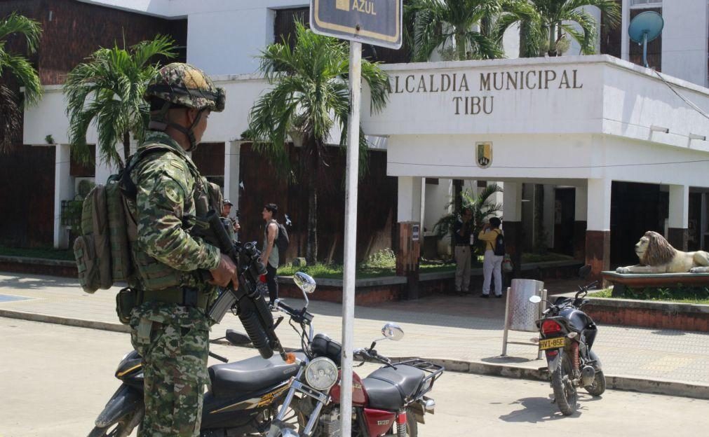 Governo da Colômbia anuncia acordo com guerrilha para estabelecer zona de paz