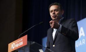 Montenegro pede a pensionistas que 
