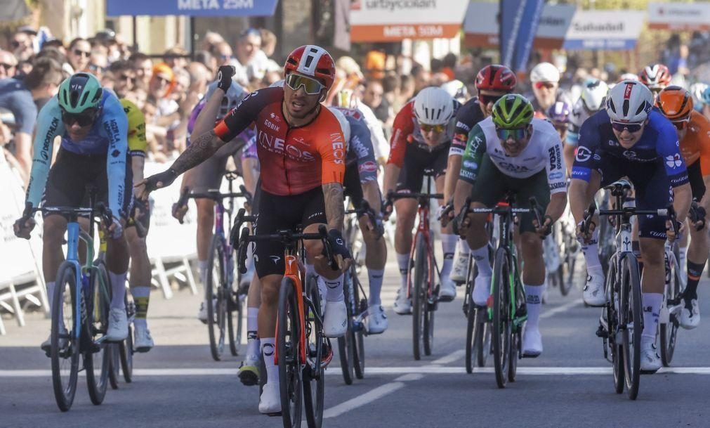 Ciclista Caleb Ewan retira-se do ciclismo nem quatro meses após assinar com INEOS