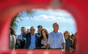Paulo Raimundo com Heloísa Apolónia ao lado aponta ao regresso dos Verdes à AR