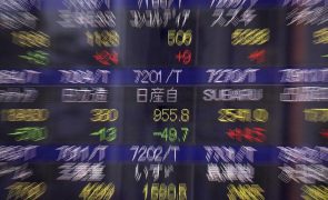 Bolsa de Tóquio abre a perder 0,13%