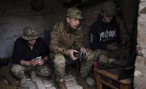 Kiev regista 193 combates na linha da frente no arranque da trégua de Putin
