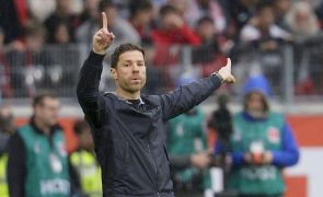 Treinador Xabi Alonso abandona Bayer Leverkusen no fim da época