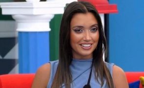 Big Brother Polémica! Carolina ‘passa-se’ com colega e mete faca ao barulho [Vídeo]