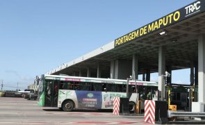 Cobrança de portagens em Moçambique retomada sem incidentes apesar de buzinas e filas