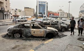 Tréguas frágeis na capital Tripoli após três dias de combates