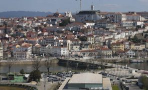 PJ detém em Coimbra três familiares suspeitos de prática reiterada de tráfico de droga