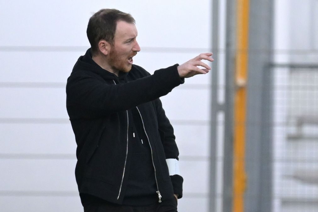 Ian Cathro quer a vitória frente a Estrela da Amadora