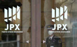 Bolsa de Tóquio fecha a cair 0,68%