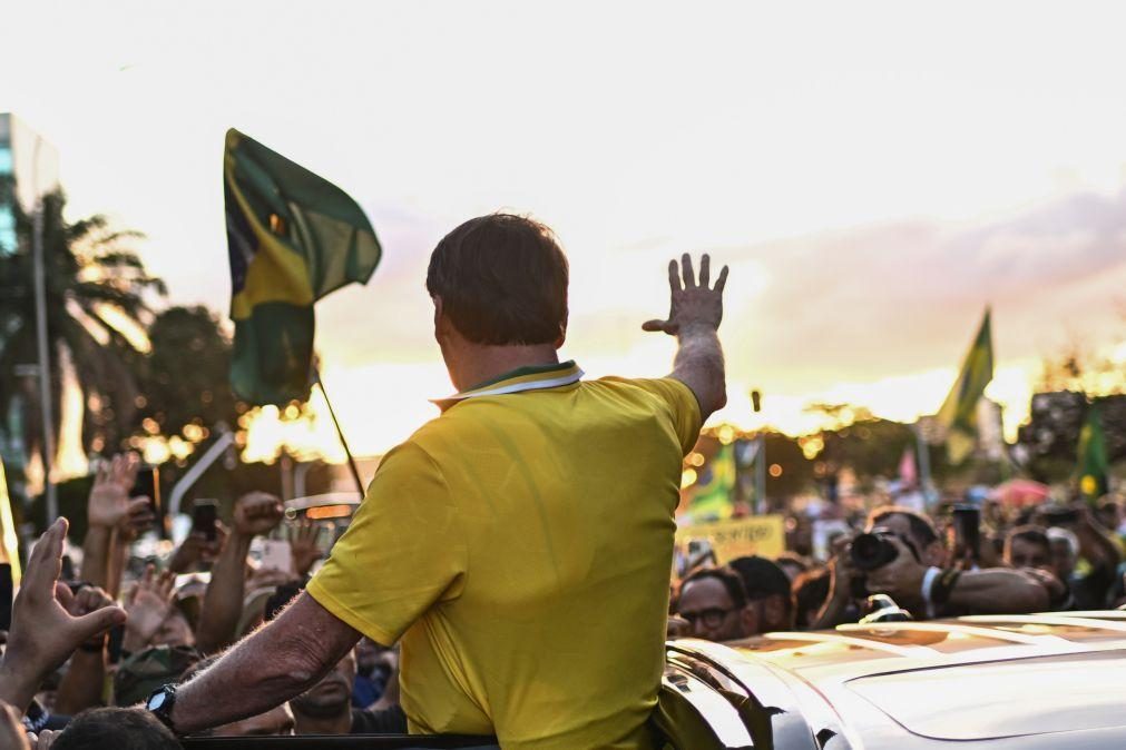 Ex-comandante do Exército confirma sondagem de Bolsonaro sobre golpe de Estado