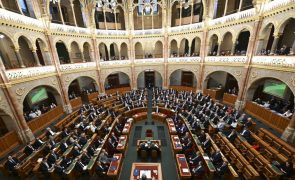 Hungria aprova legislação para abandonar Tribunal Penal Internacional