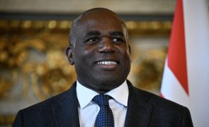 Reino Unido suspende negociações sobre comércio com Israel devido a Gaza