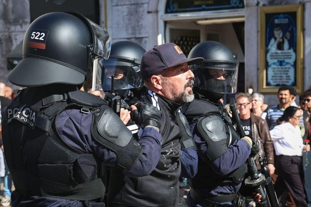 Neonazi Mário Machado detido em casa e levado para o Estabelecimento Prisional de Lisboa