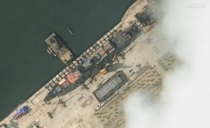 Pyongyang abre investigação a acidente durante lançamento de navio de guerra