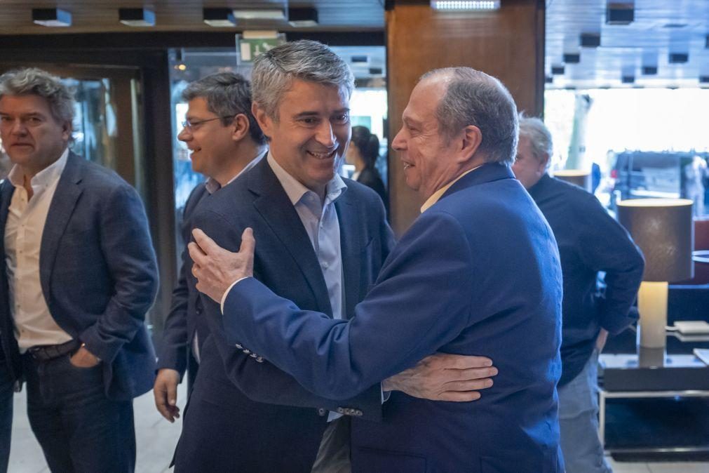César aponta candidatura