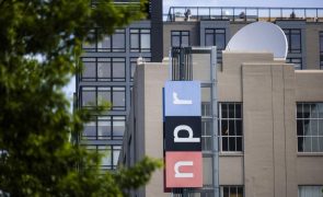 NPR e várias rádios locais dos EUA processam Governo Trump por corte de financiamento