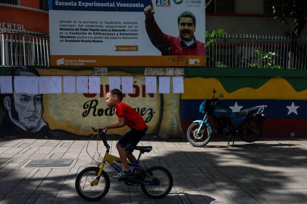 Partidos chavistas vencem eleições com 83,42% na Venezuela