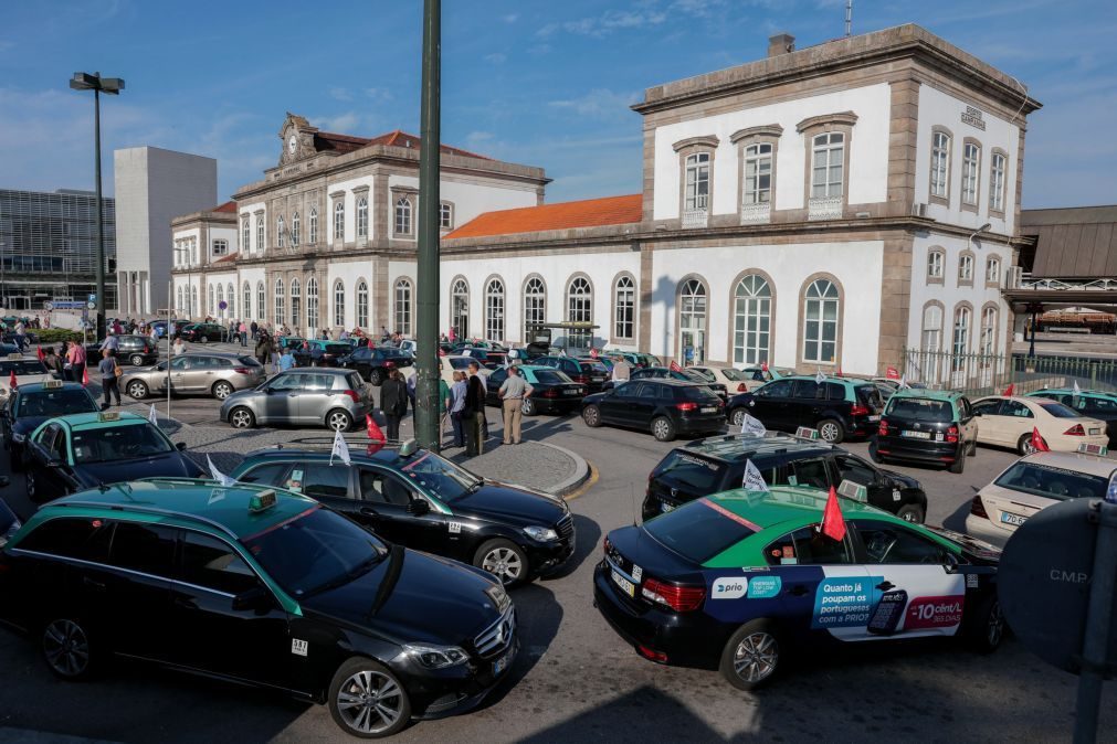 Taxistas acusam ministro de «desconhecimento» e prometem ações de luta em fevereiro