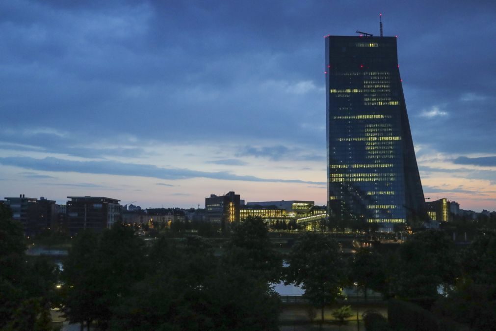 Países do euro têm até hoje para apresentar candidaturas à vice-presidência do BCE