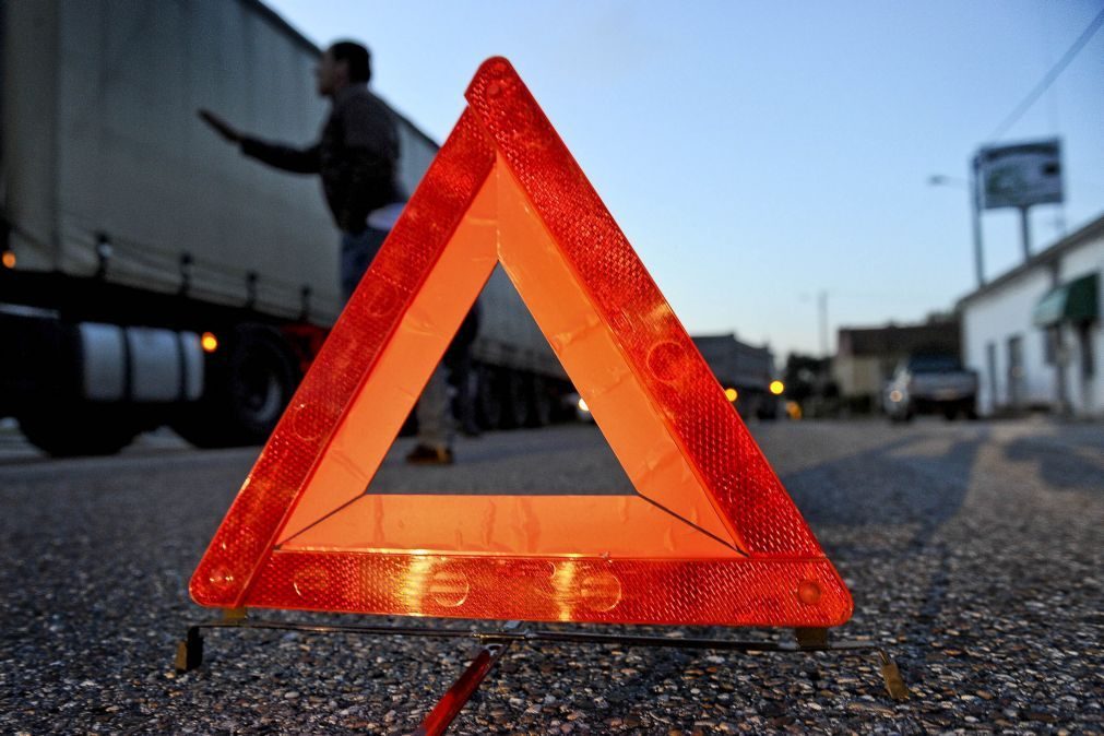 Última Hora: Acidente na A1 faz um ferido grave e congestiona trânsito