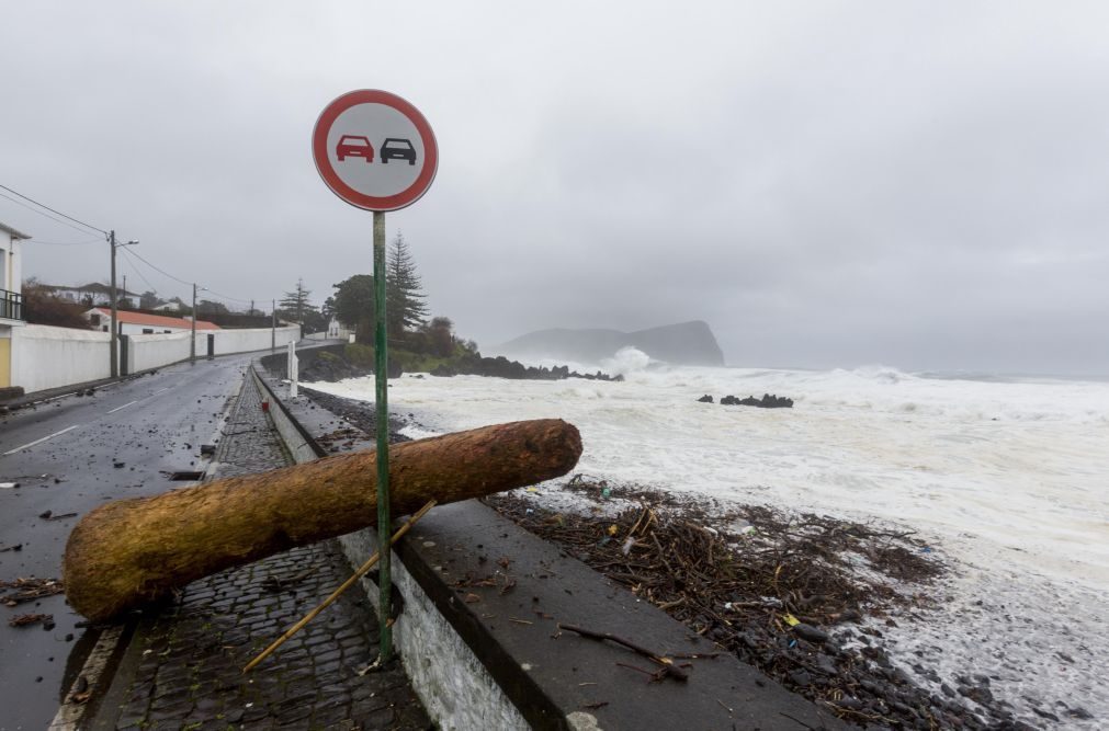 ALERTA: Aviso laranja para Leiria, Lisboa, Setúbal, Beja e Faro devido ao mau tempo