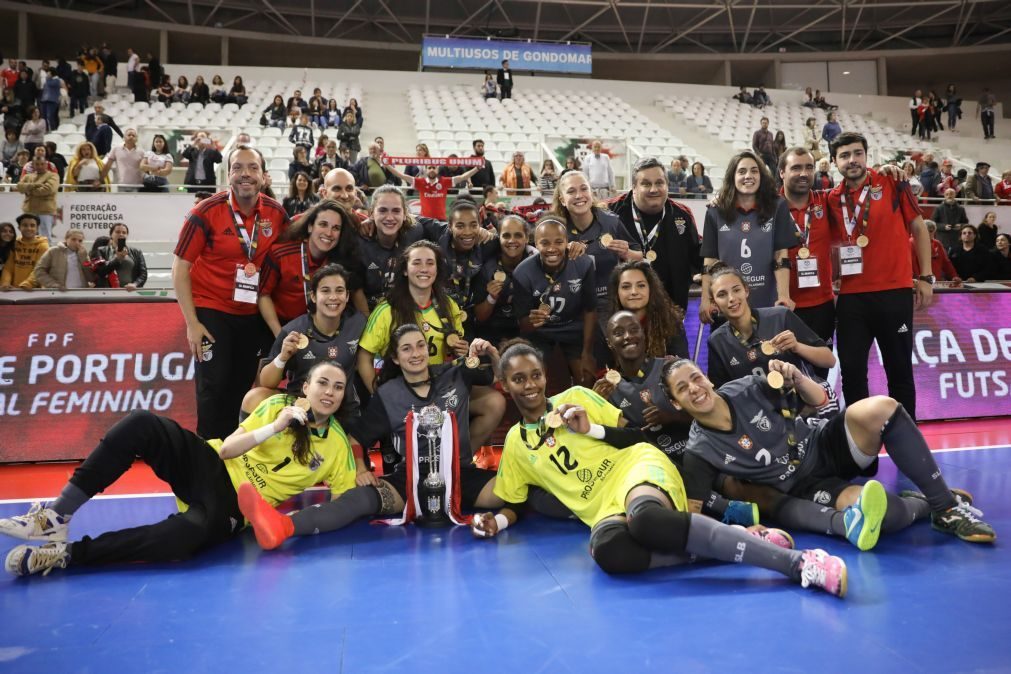 Benfica ganha e conquista título nacional de futsal feminino