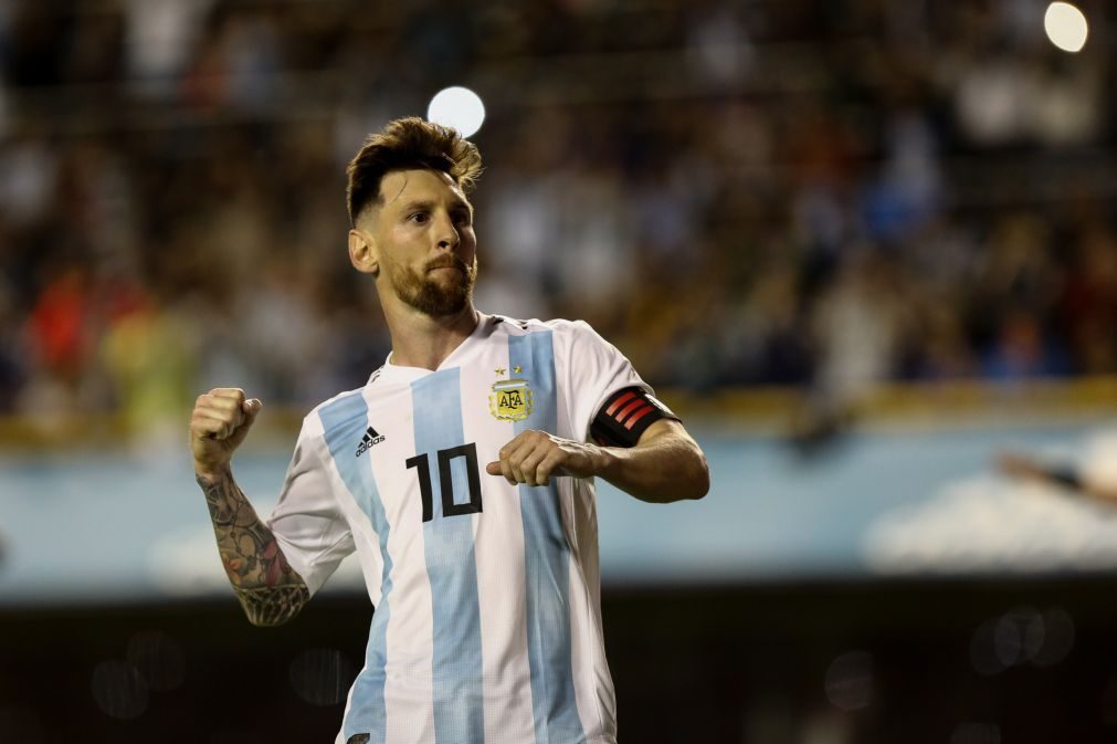 Messi falha penalti e deixa Argentina em maus lençóis
