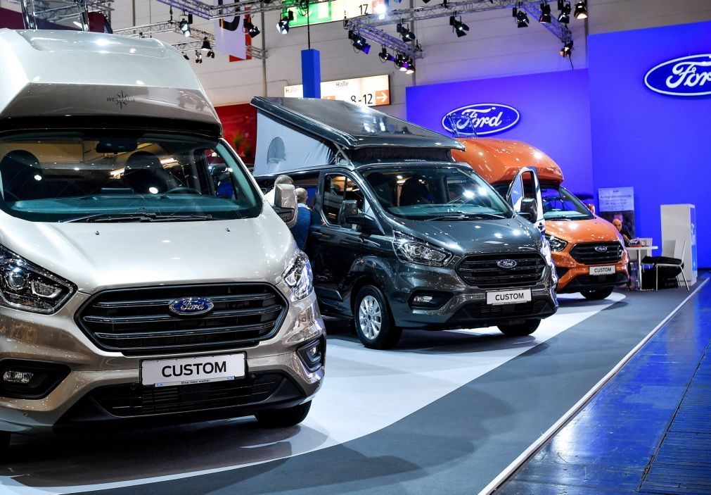 Ford chama às oficinas quase 2 milhões de viaturas