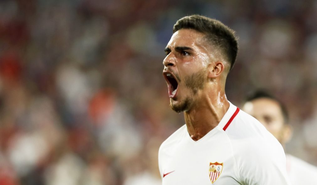 André Silva 'bisa' no triunfo estrondoso do Sevilha por 3-0 sobre o Real Madrid [vídeo]