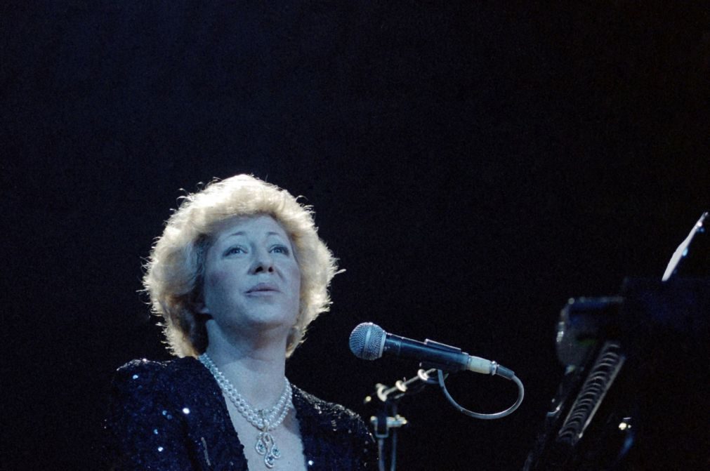 Cantora Maria Guinot morre aos 73 anos