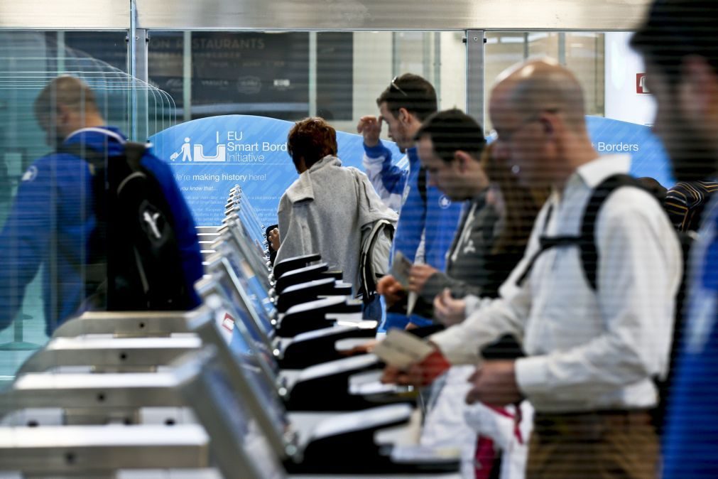 Aeroporto de Lisboa quase no topo da Europa