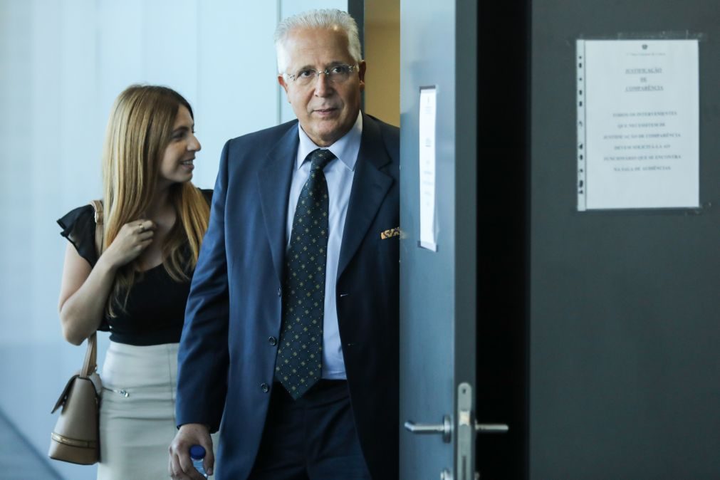 Orlando Figueira vai fazer queixa contra juízes