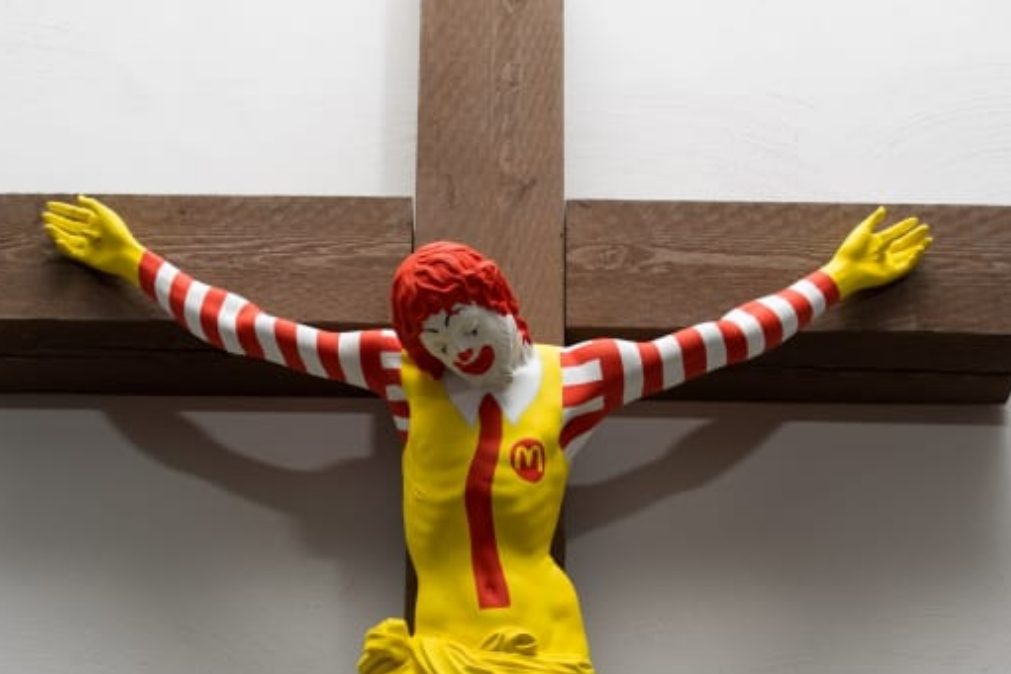 McJesus | Conheça a escultura que está a indignar os católicos em Israel