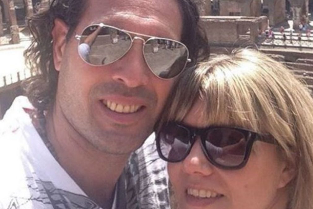 Carlos Bossio deixa mensagem emocionada à mulher que morreu após o parto