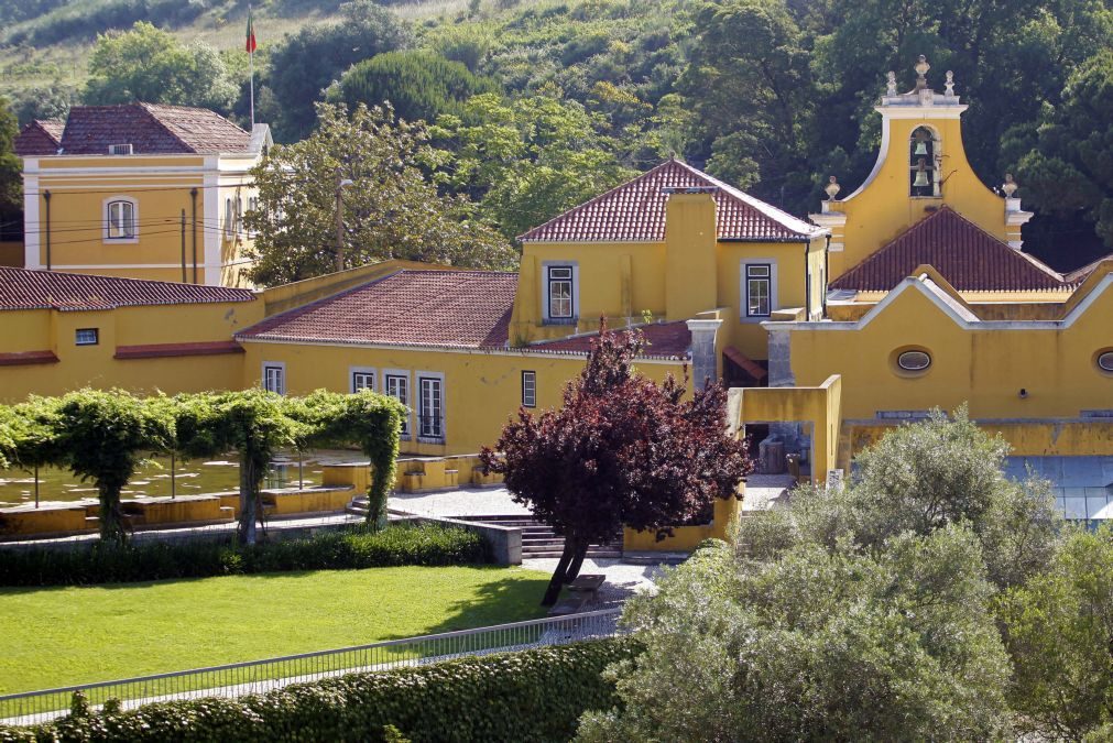 Um quartel, um palácio, um convento ou uma escola vão ser residências universitárias