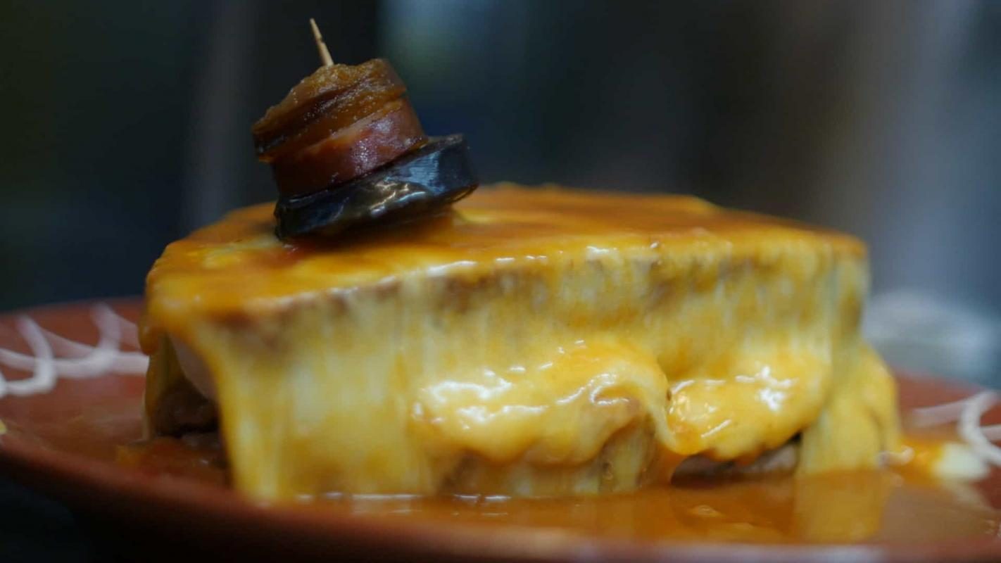 Alentejaninha: A francesinha passou pelo Alentejo e trouxe com ela os sabores da região