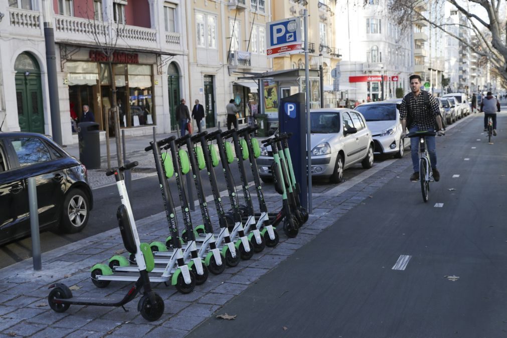 Câmara de Lisboa e plataformas de trotinetes tentam reduzir vandalismo