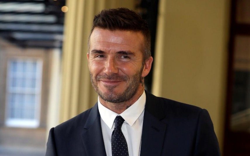David Beckham choca ao mostrar-se desdentado A previsão falhada do galã