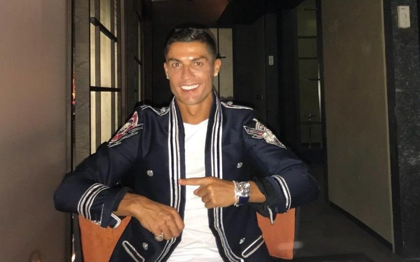 Cristiano Ronaldo Entre na nova mansão do craque português